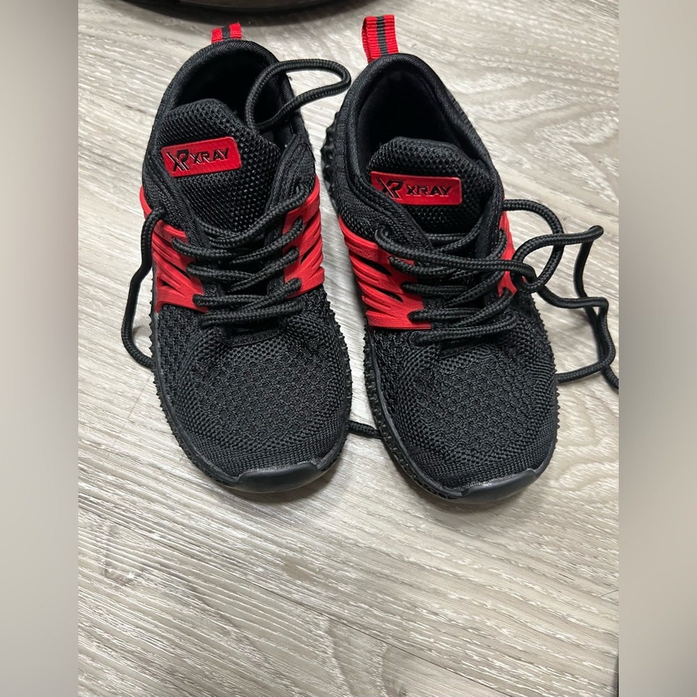 Boys size 10 shoes